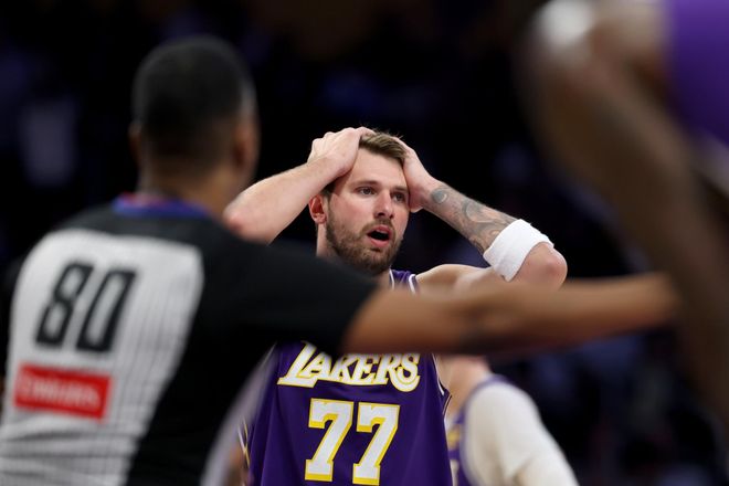 东契奇累计16次技犯遭禁赛 湖人迎战奇才将缺席