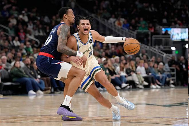 快船力克雄鹿卢盛赞莱昂纳德健康回归与团队韧