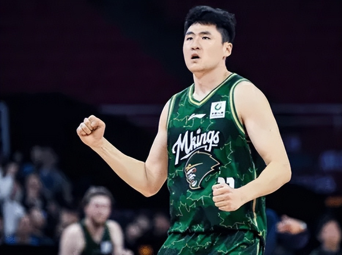 郭昊文强势爆发助同曦取胜 赵柏清低迷引关注